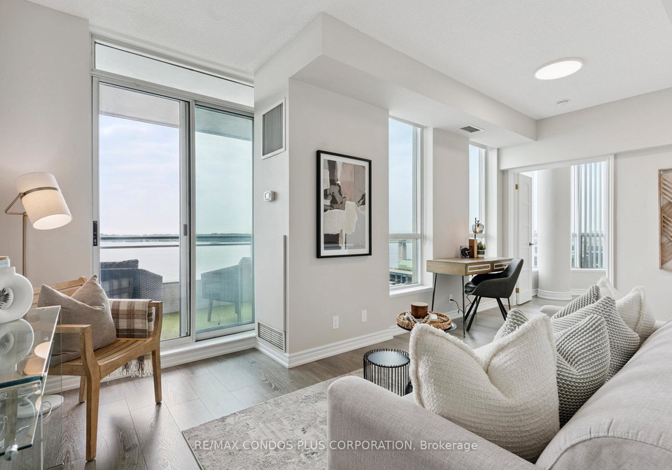 230-queens-quay-w-toronto-ontario-c12425370