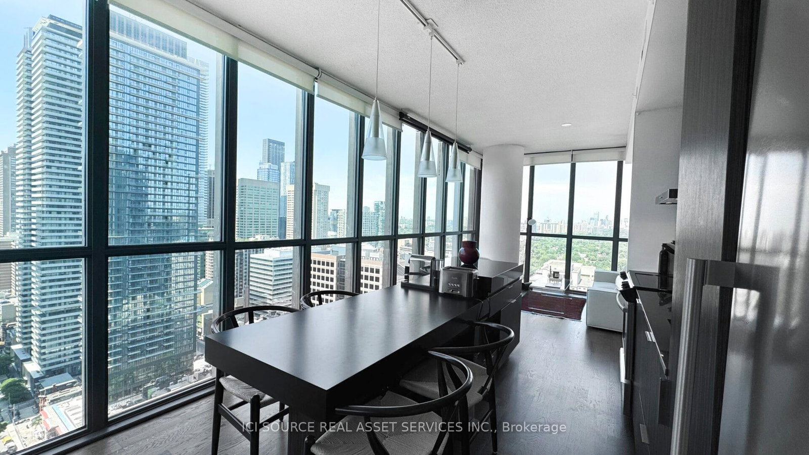 101-charles-street-e-toronto-ontario-c12425409
