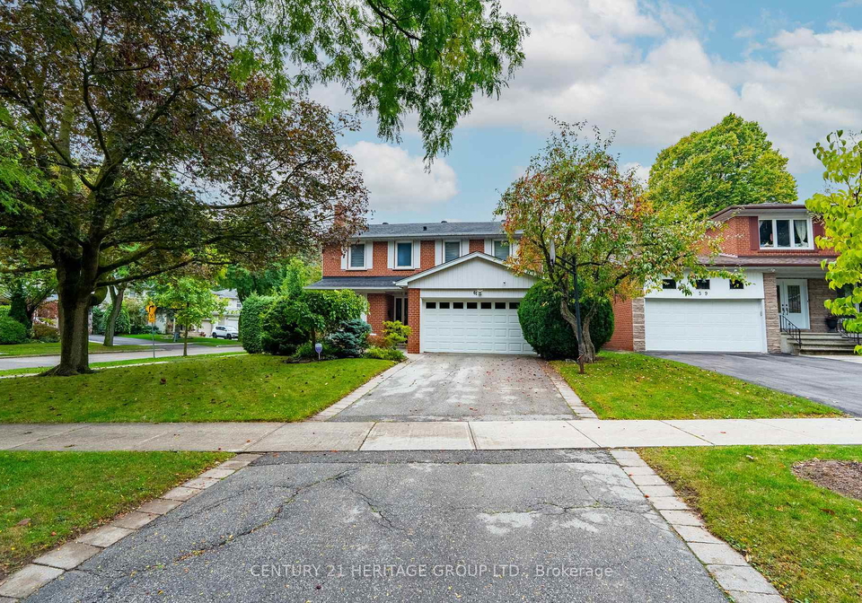 61-foursome-crescent-north-york-ontario-c12425629
