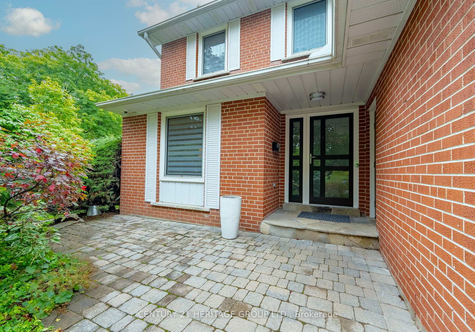61-foursome-crescent-north-york-ontario-c12425629