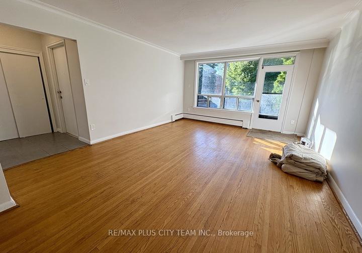 44-meadowbrook-drive-toronto-ontario-c12425661