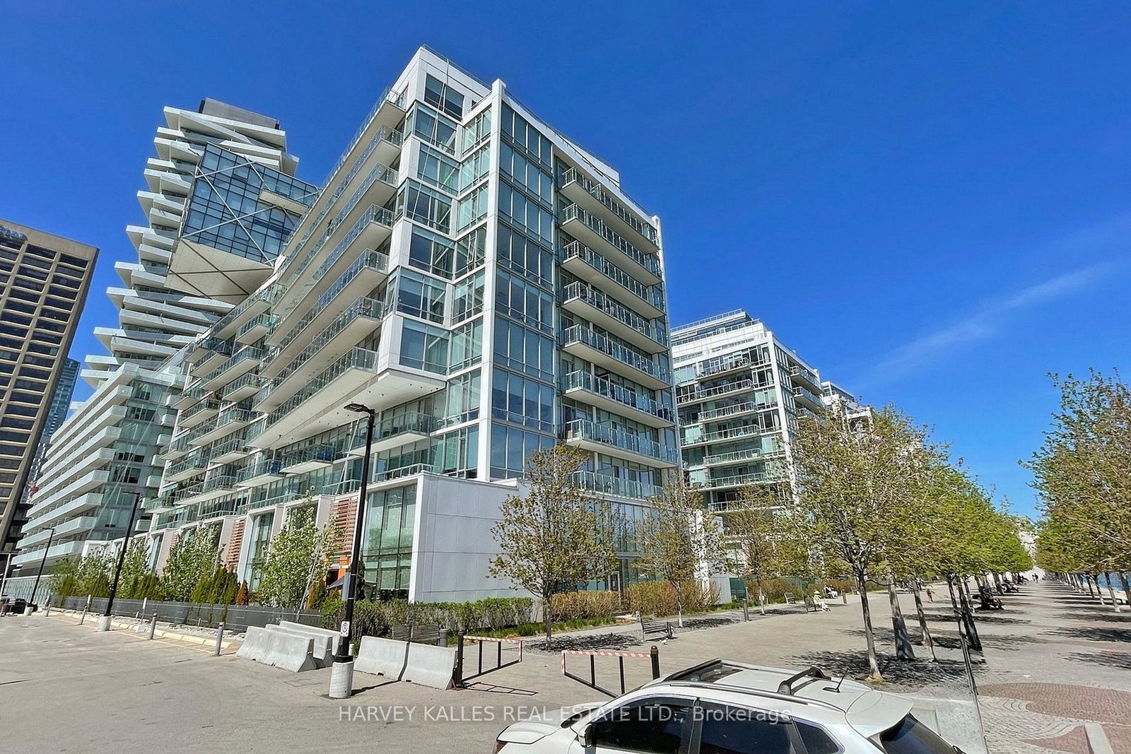 29-queens-quay-e-toronto-ontario-c12425747