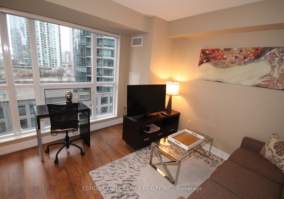 20-blue-jays-way-toronto-ontario-c12425846