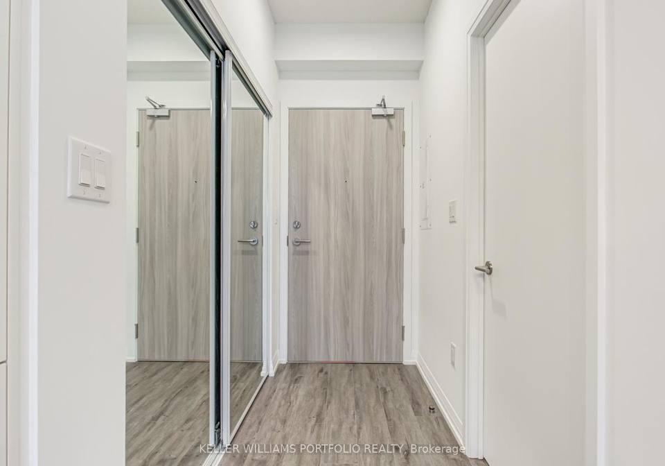 75-canterbury-place-toronto-ontario-c12425861