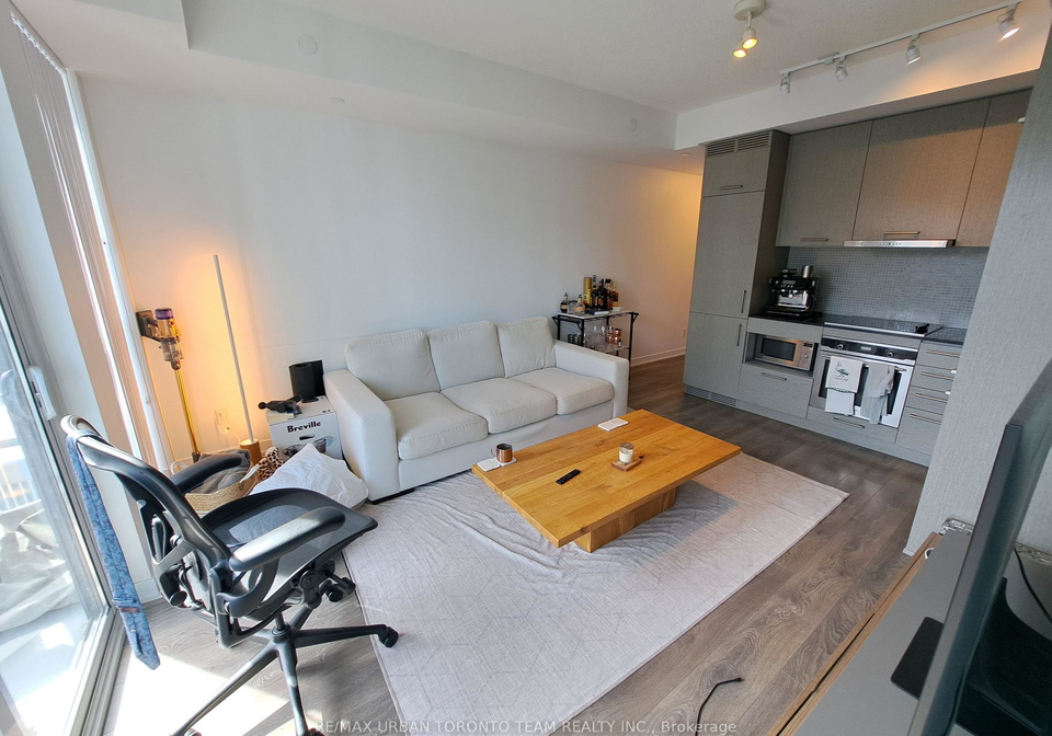 87-peter-street-toronto-ontario-c12426297