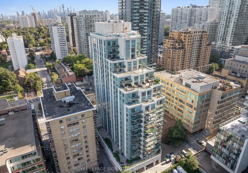 212-eglinton-avenue-e-toronto-ontario-c12426463