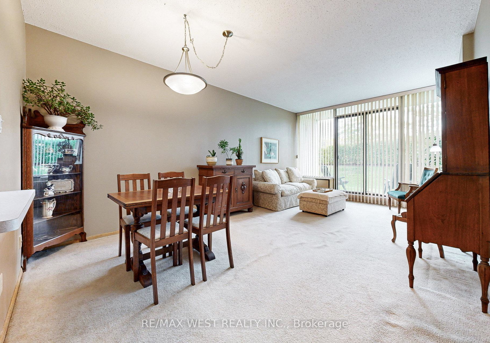 20-fashion-rose-way-north-york-ontario-c12426645