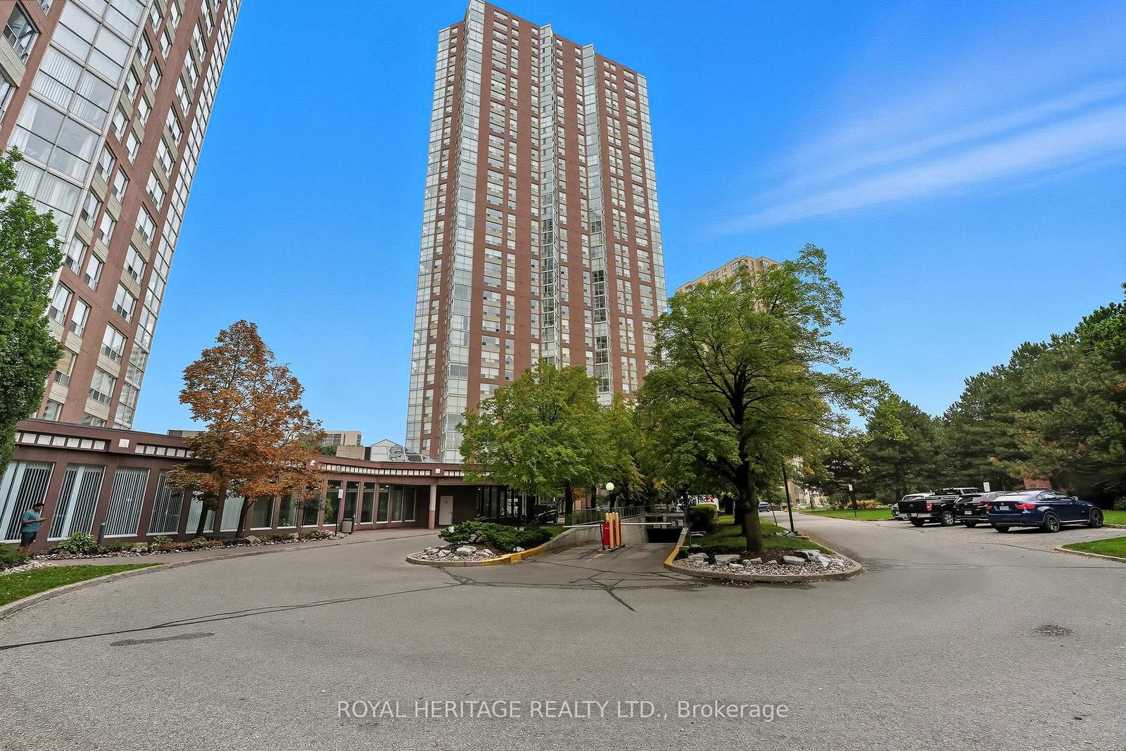 5-concorde-place-north-york-ontario-c12426647