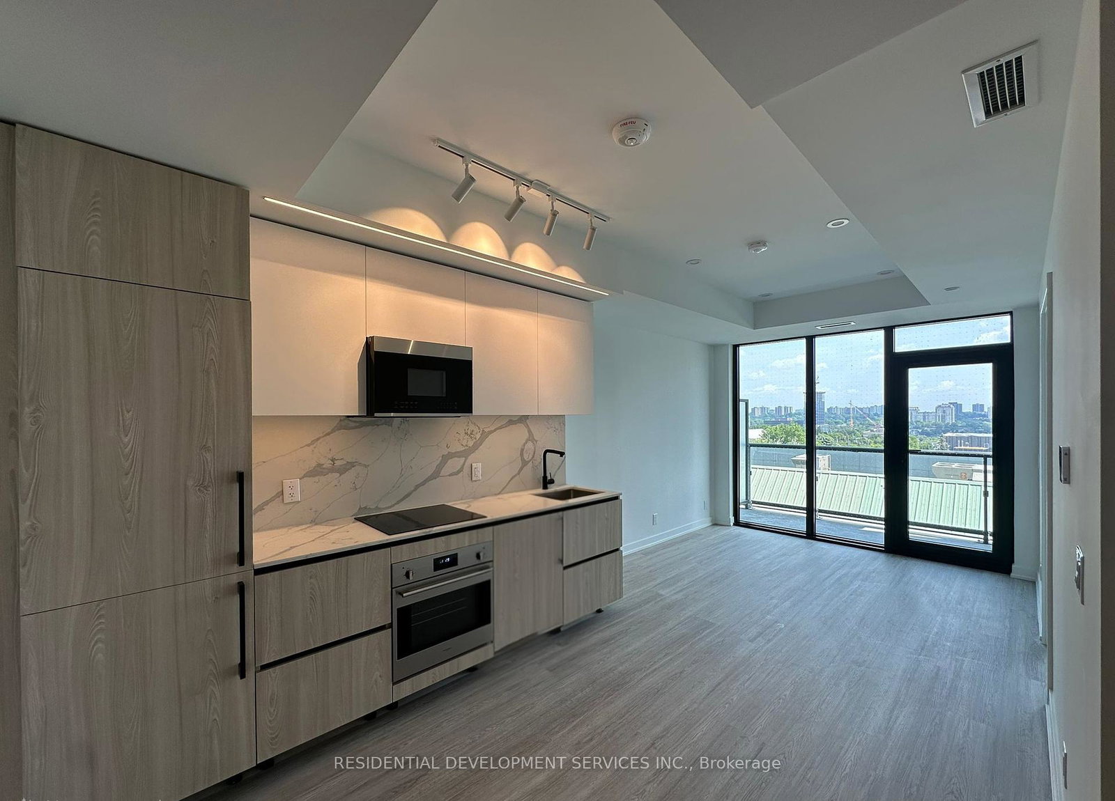 699-sheppard-avenue-e-north-york-ontario-c12426813