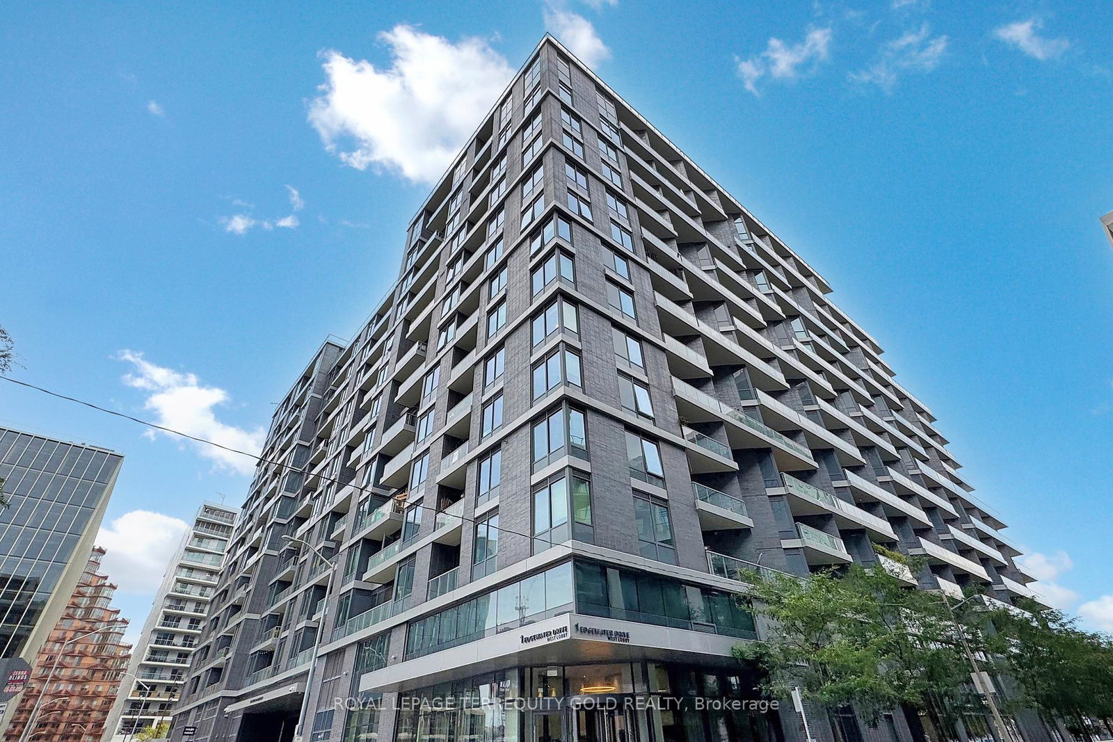 1-edgewater-drive-toronto-ontario-c12426836