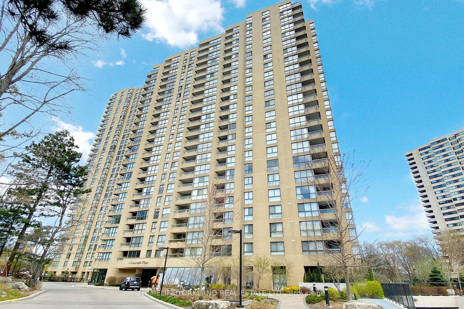 1-concorde-place-north-york-ontario-c12426867