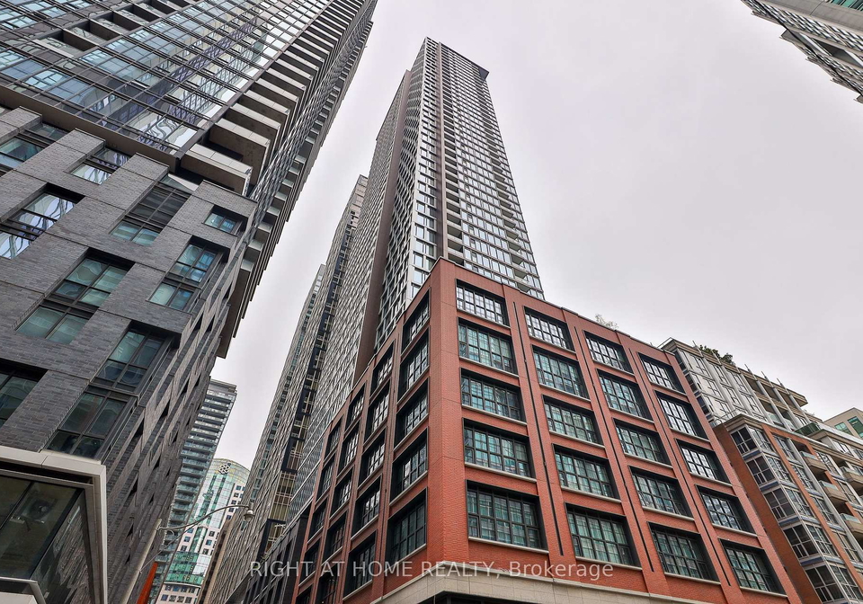 55-mercer-street-toronto-ontario-c12426895