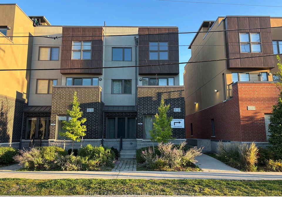 1b-clintwood-gate-north-york-ontario-c12427041
