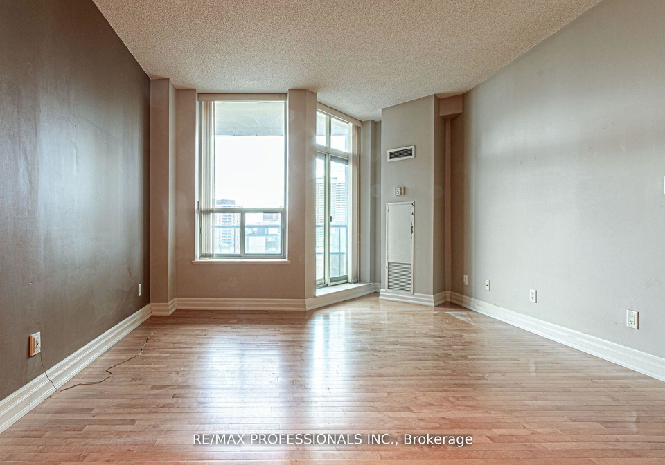 70-alexander-street-toronto-ontario-c12427096