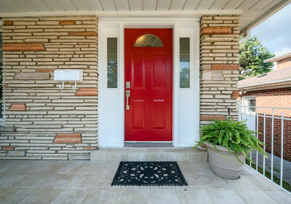 190-cassandra-boulevard-north-york-ontario-c12427141