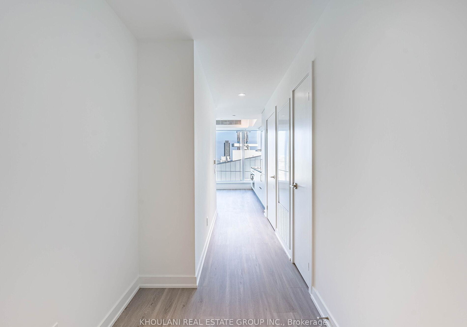8-wellesley-street-w-toronto-ontario-c12427155