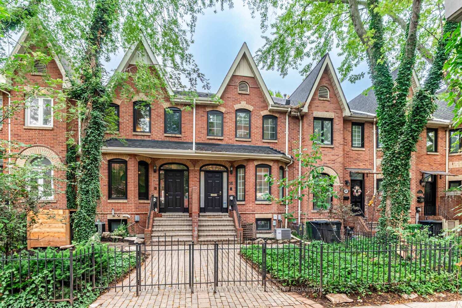 16-phoebe-street-toronto-ontario-c12427349