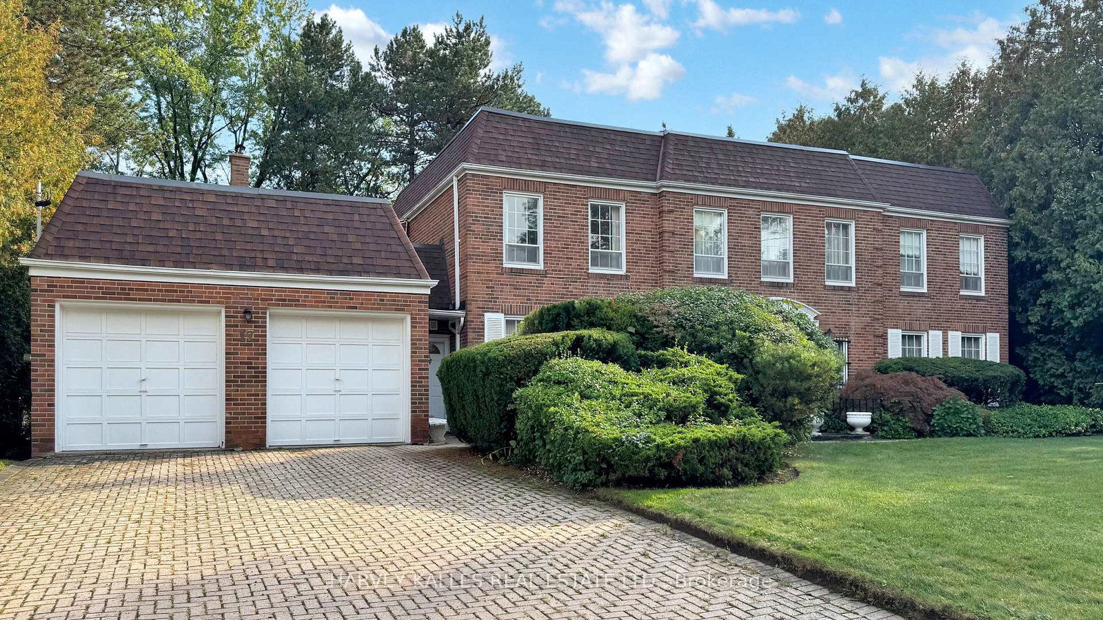 17-saintfield-avenue-north-york-ontario-c12427369