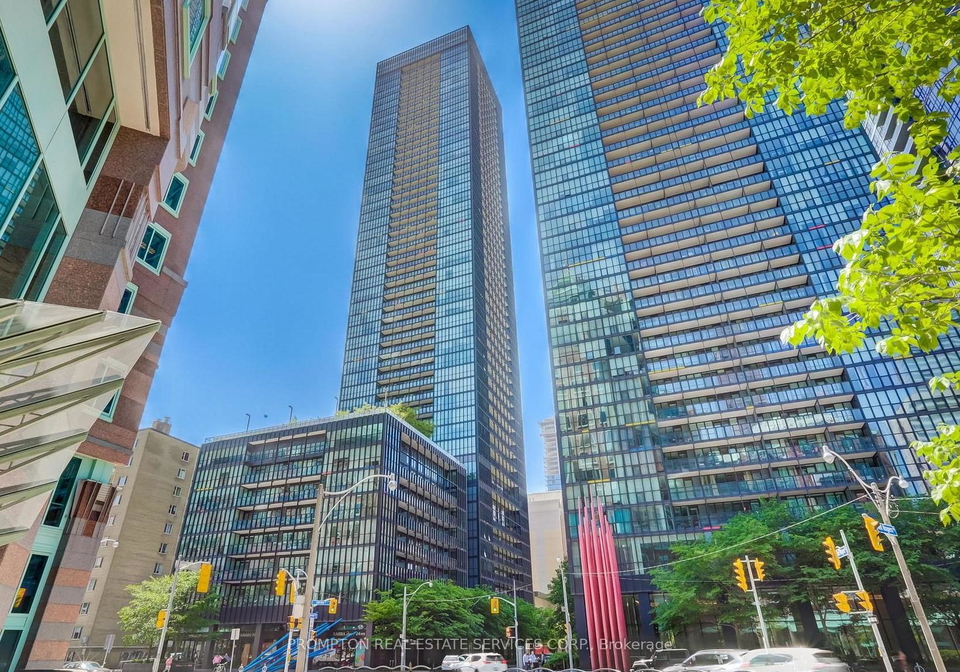 101-charles-street-e-toronto-ontario-c12427440