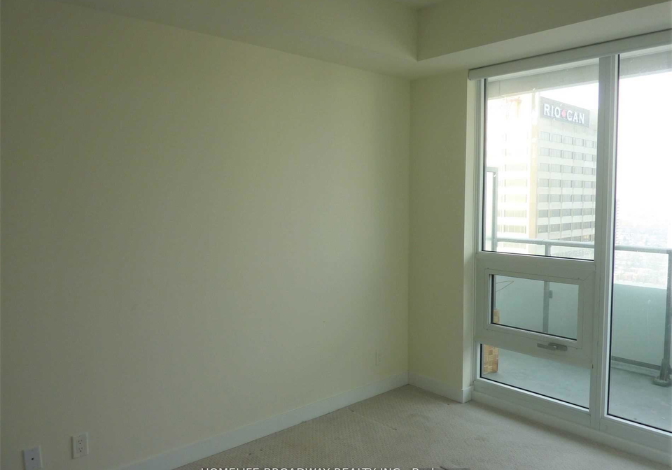 2221-yonge-street-toronto-ontario-c12427515