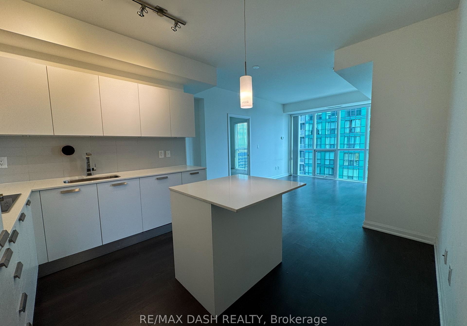 11-bogert-avenue-toronto-ontario-c12427959