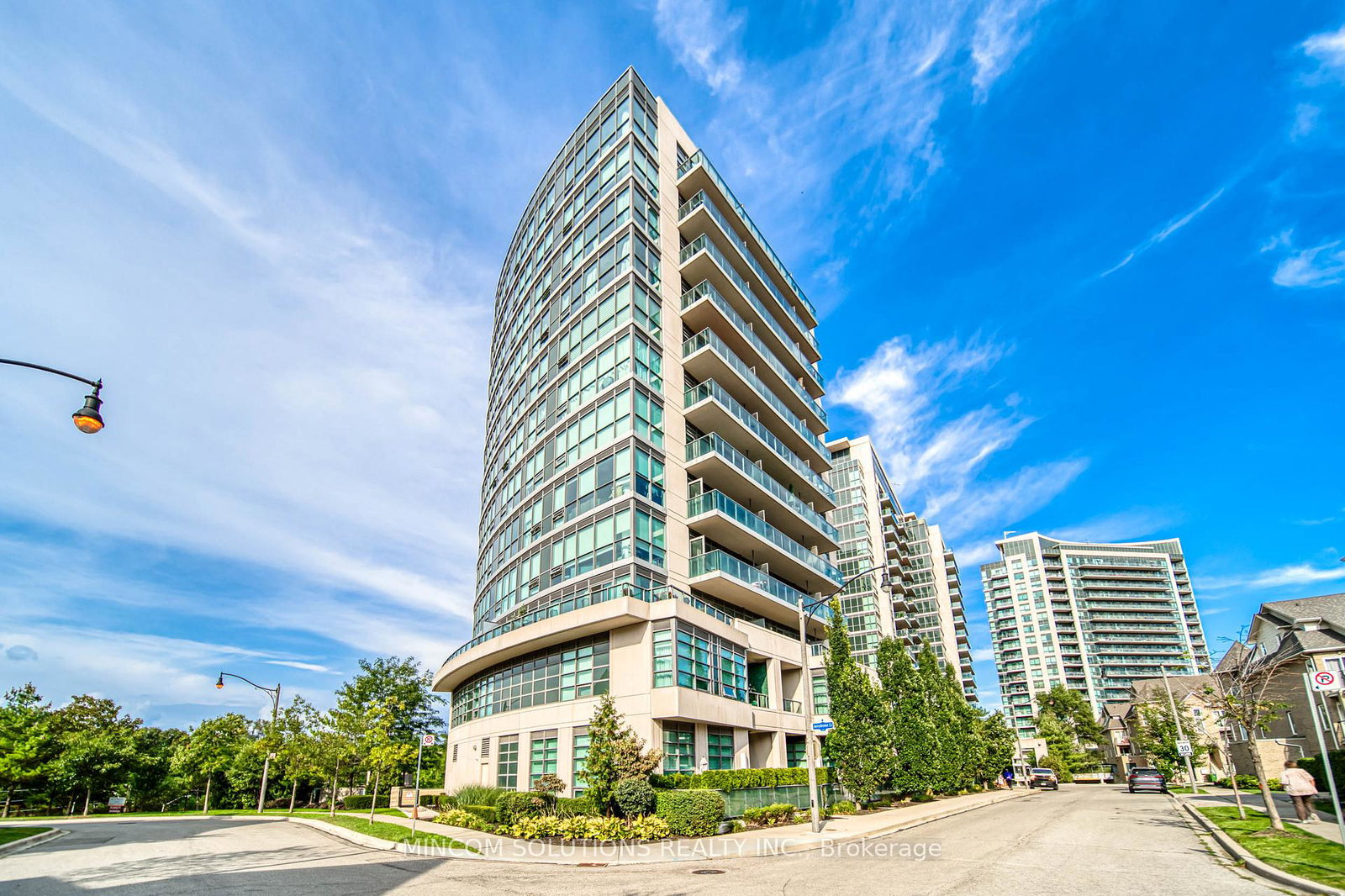 35-brian-peck-crescent-east-york-ontario-c12428018