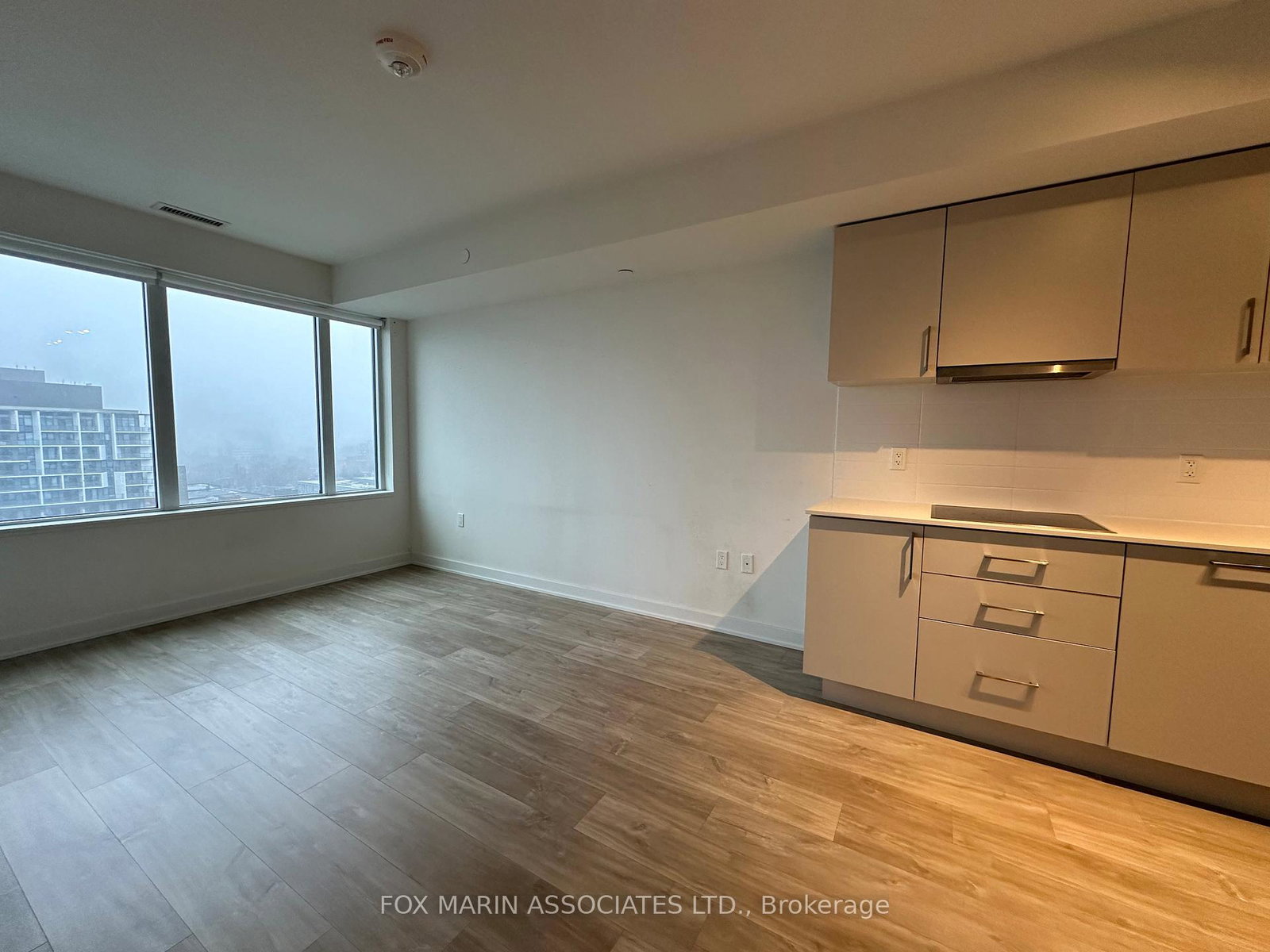 27-bathurst-street-toronto-ontario-c12428043