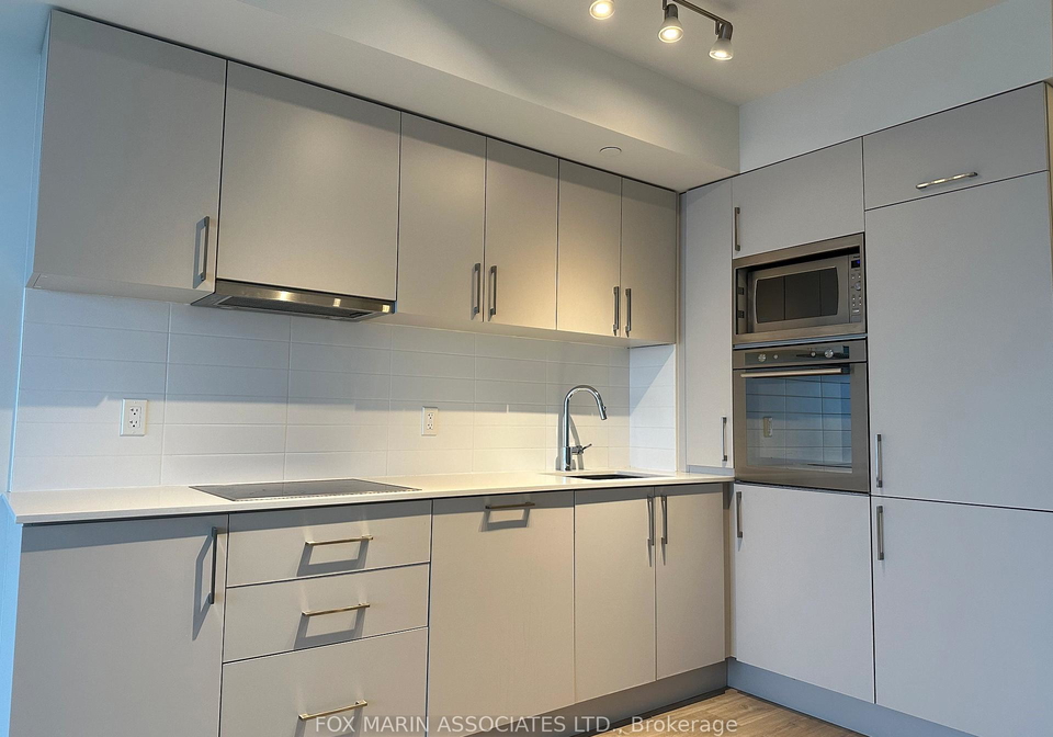 27-bathurst-street-toronto-ontario-c12428043