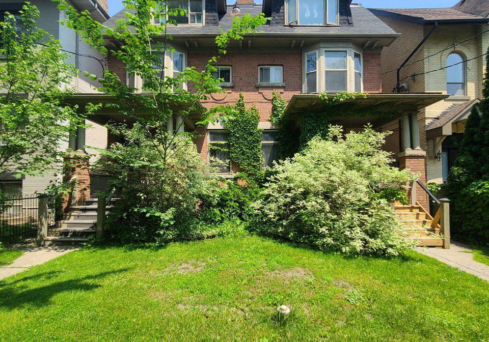 105-107-pembroke-street-toronto-ontario-c12428128