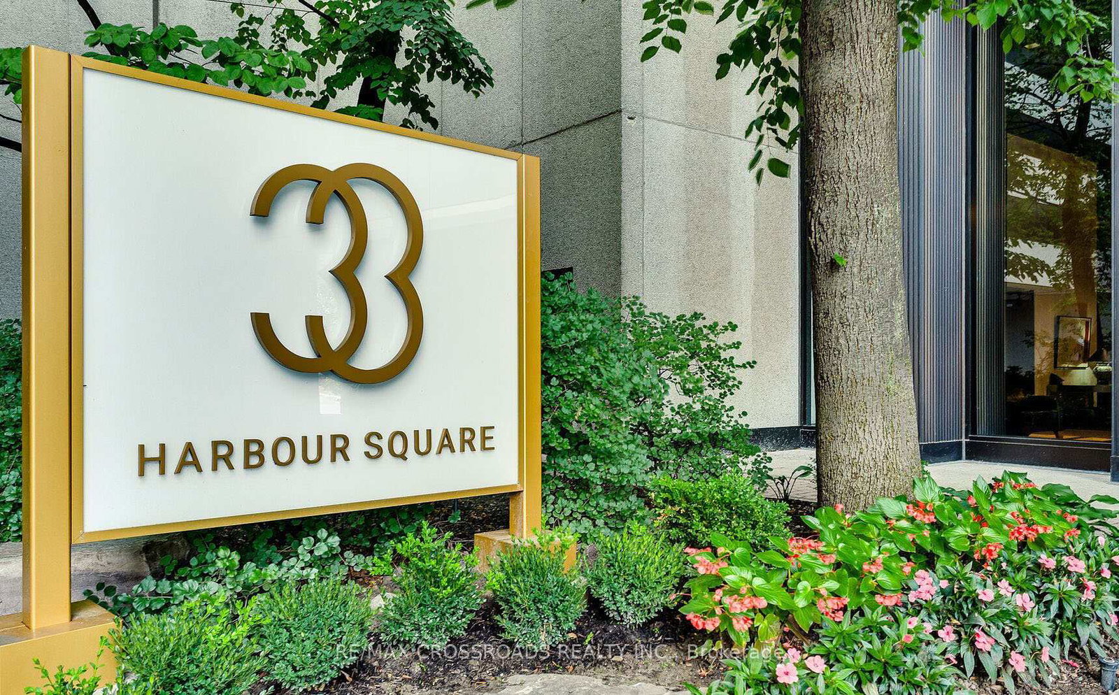 33-harbour-square-toronto-ontario-c12428482