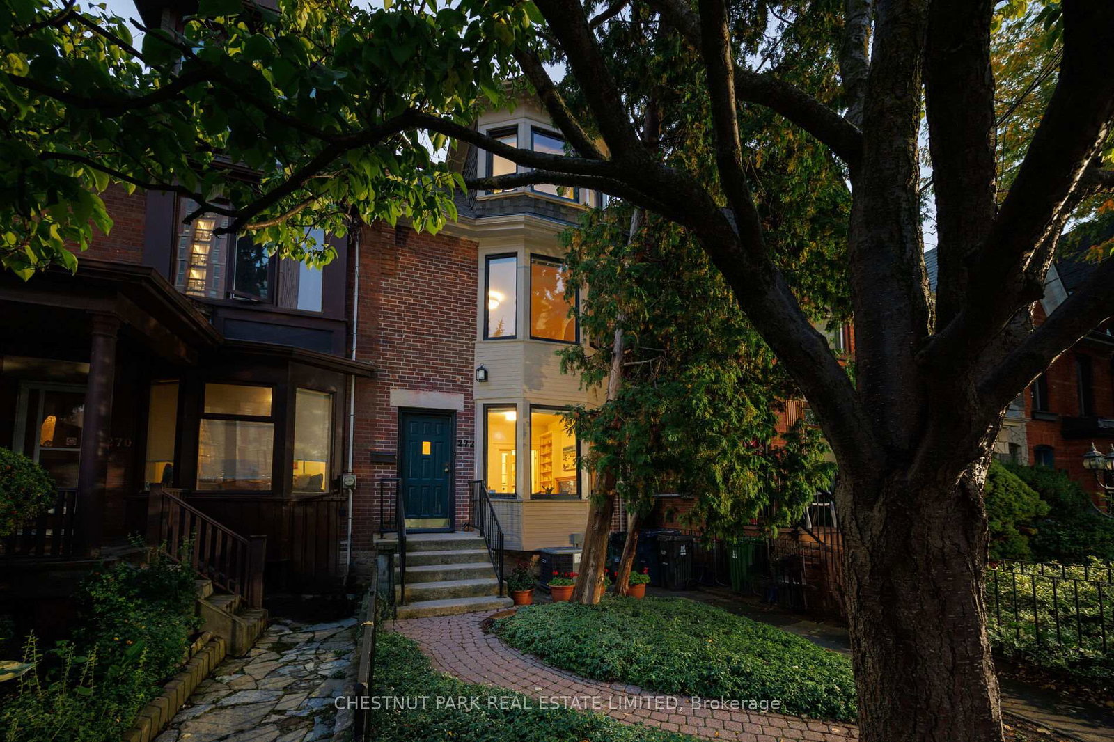 272-robert-street-toronto-ontario-c12428565