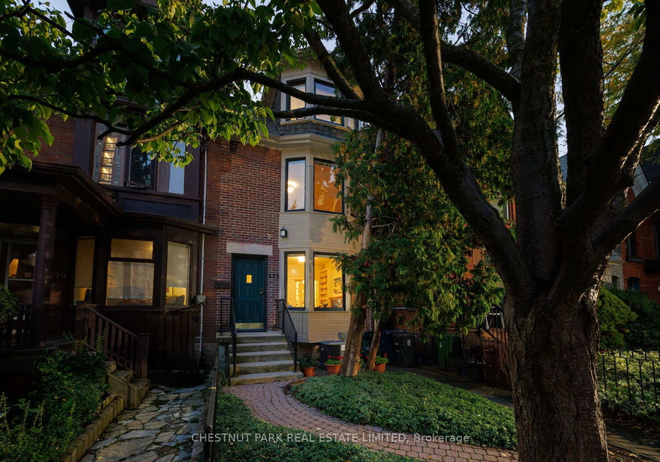 272-robert-street-toronto-ontario-c12428565