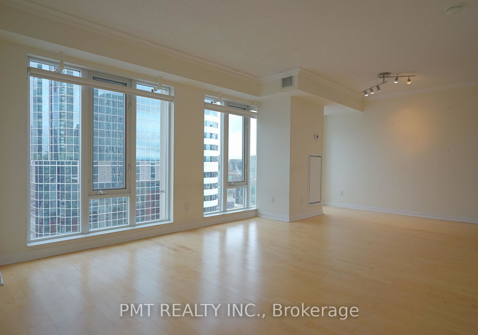 210-victoria-street-toronto-ontario-c12428571