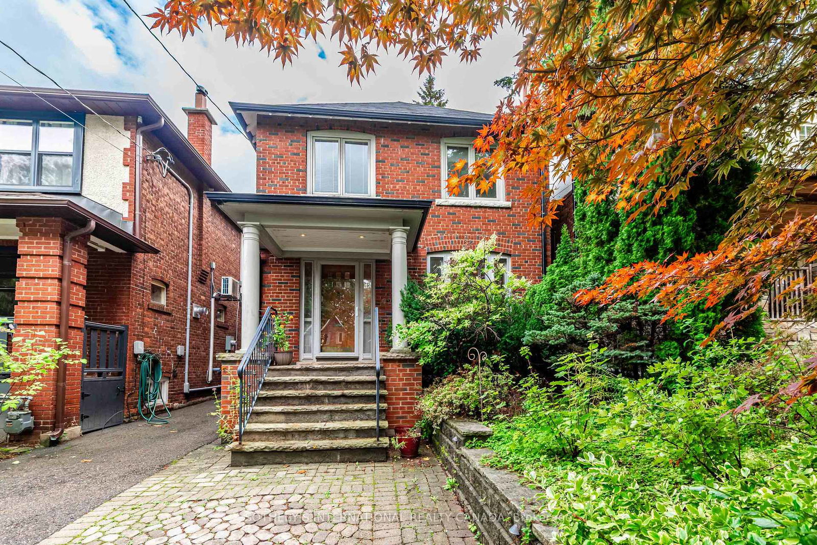 421-st-clair-avenue-e-toronto-ontario-c12428629