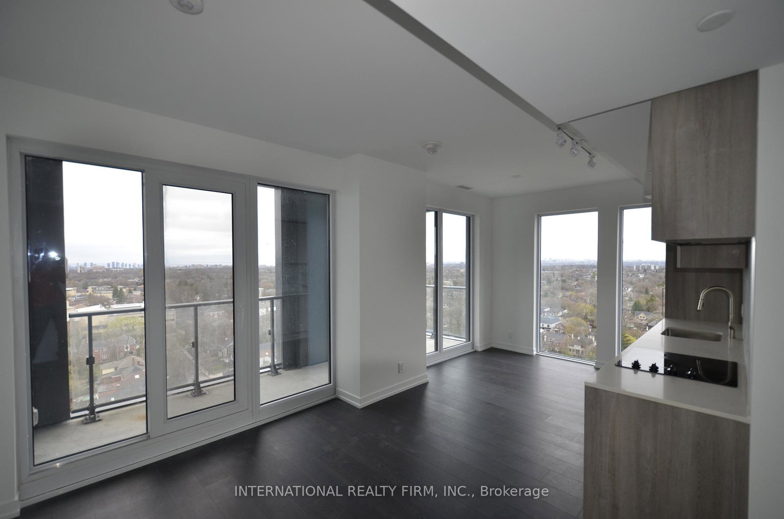 2020-bathurst-street-toronto-ontario-c12428633