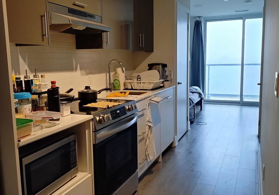 188-fairview-mall-drive-north-york-ontario-c12428645