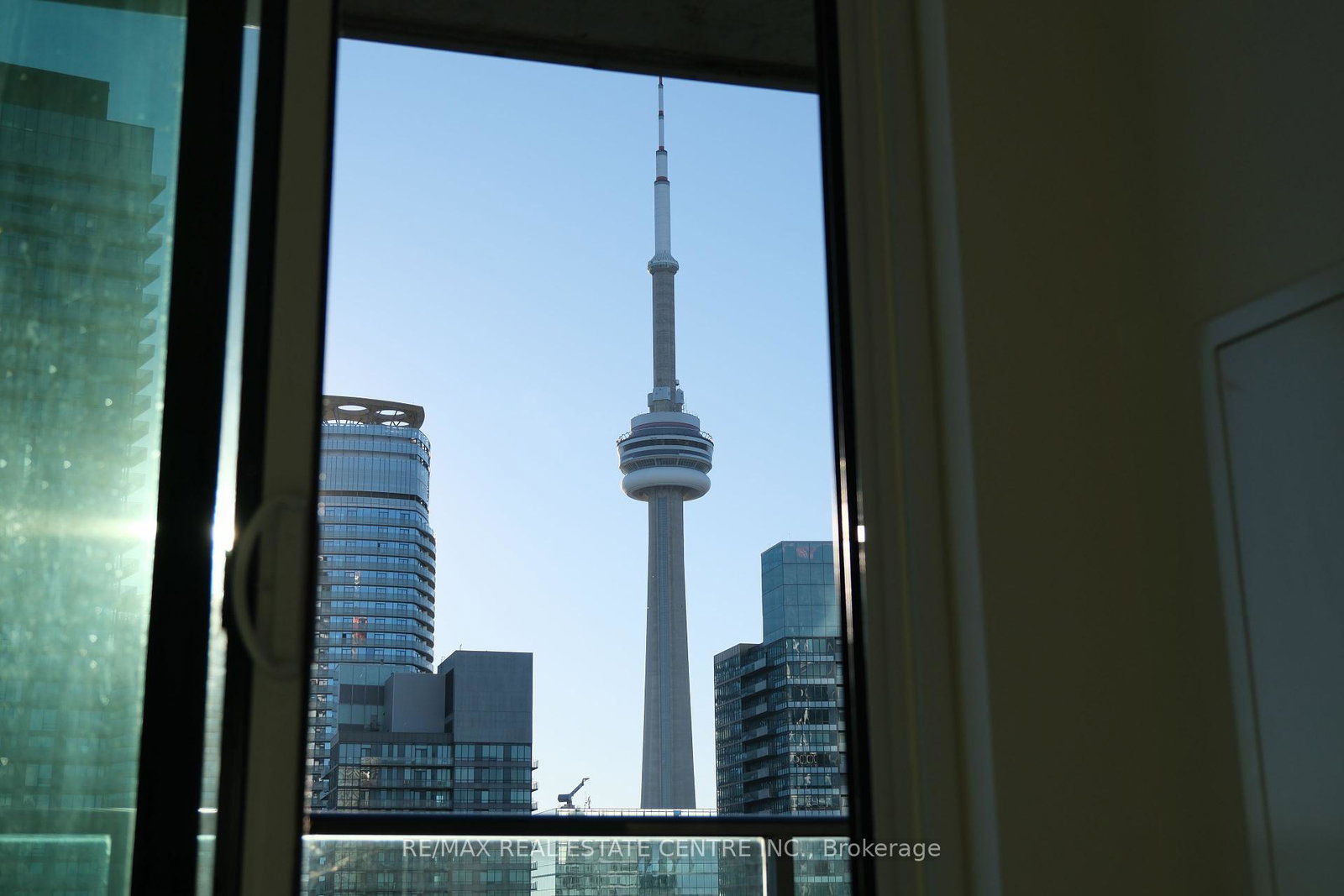 33-bay-street-toronto-ontario-c12428928