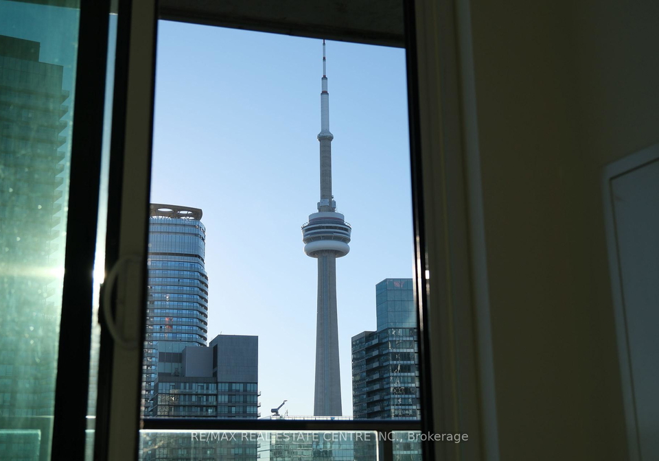 33-bay-street-toronto-ontario-c12428928