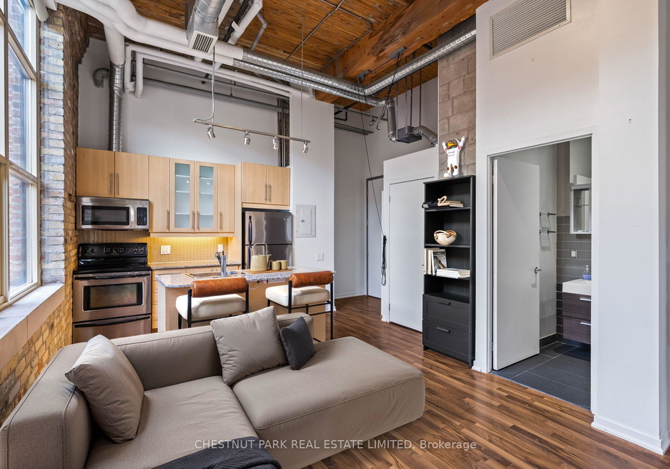 736-dundas-street-e-toronto-ontario-c12428981