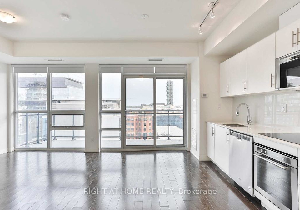 460-adelaide-street-e-toronto-ontario-c12429080