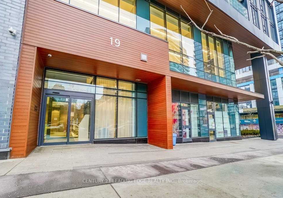 19-western-battery-road-toronto-ontario-c12429172