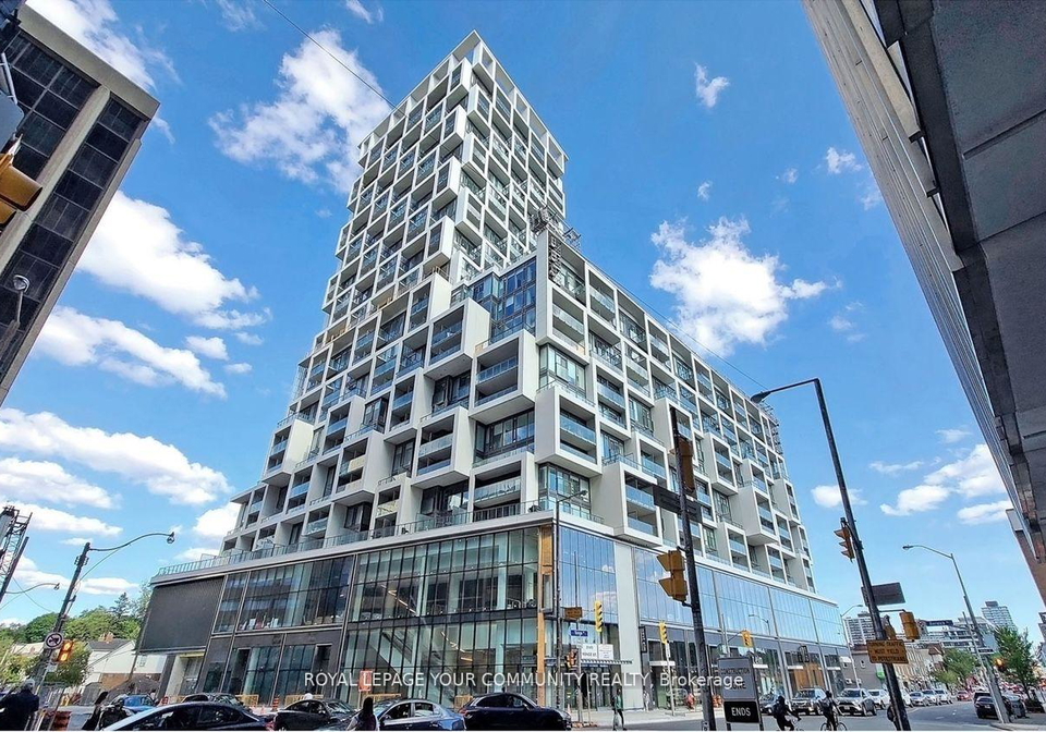 5-soudan-avenue-toronto-ontario-c12429182