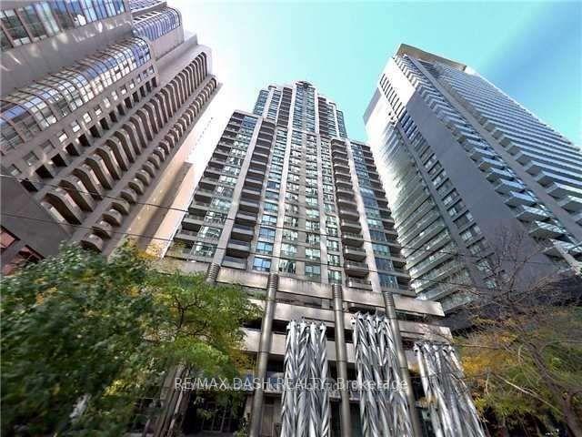 750-bay-street-toronto-ontario-c12429317