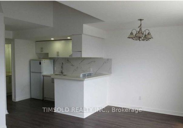 666-w-saint-clair-avenue-w-toronto-ontario-c12429363