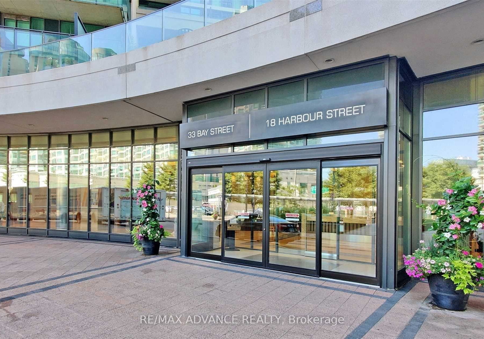 18-harbour-street-toronto-ontario-c12429372