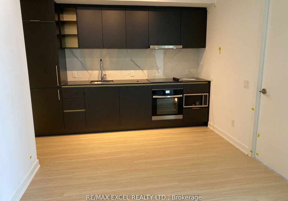 8-wellesley-street-w-toronto-ontario-c12429388