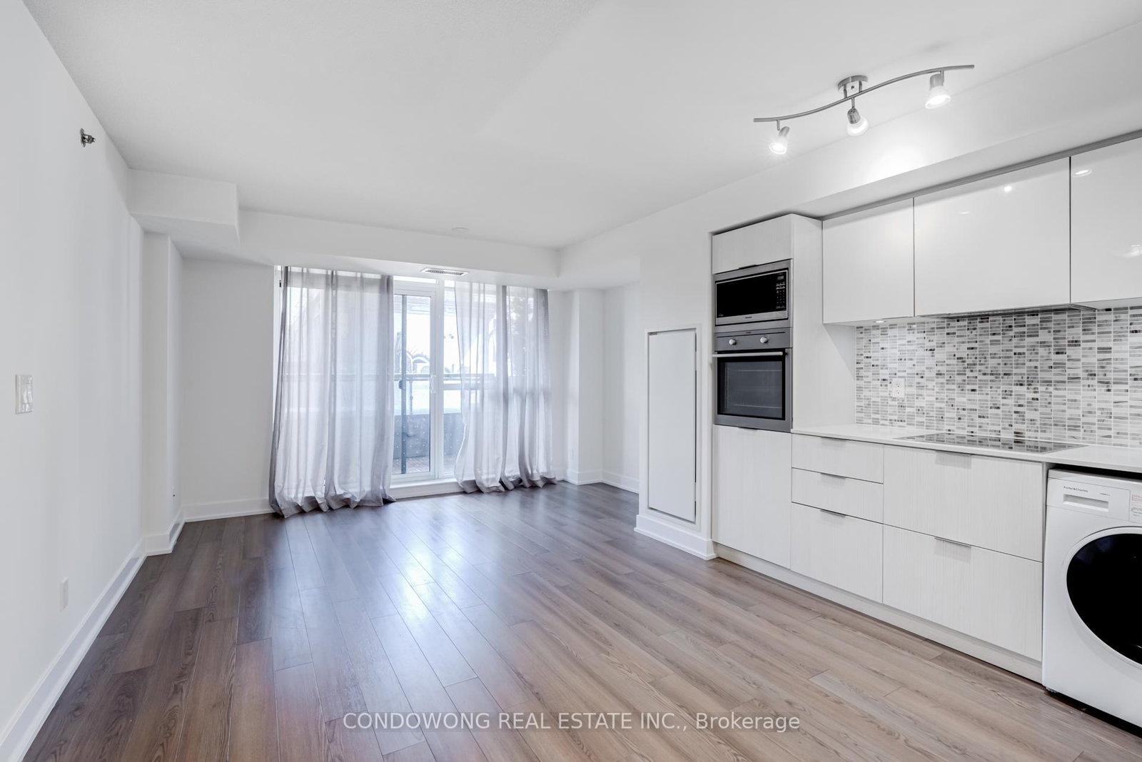 318-richmond-street-w-toronto-ontario-c12429422