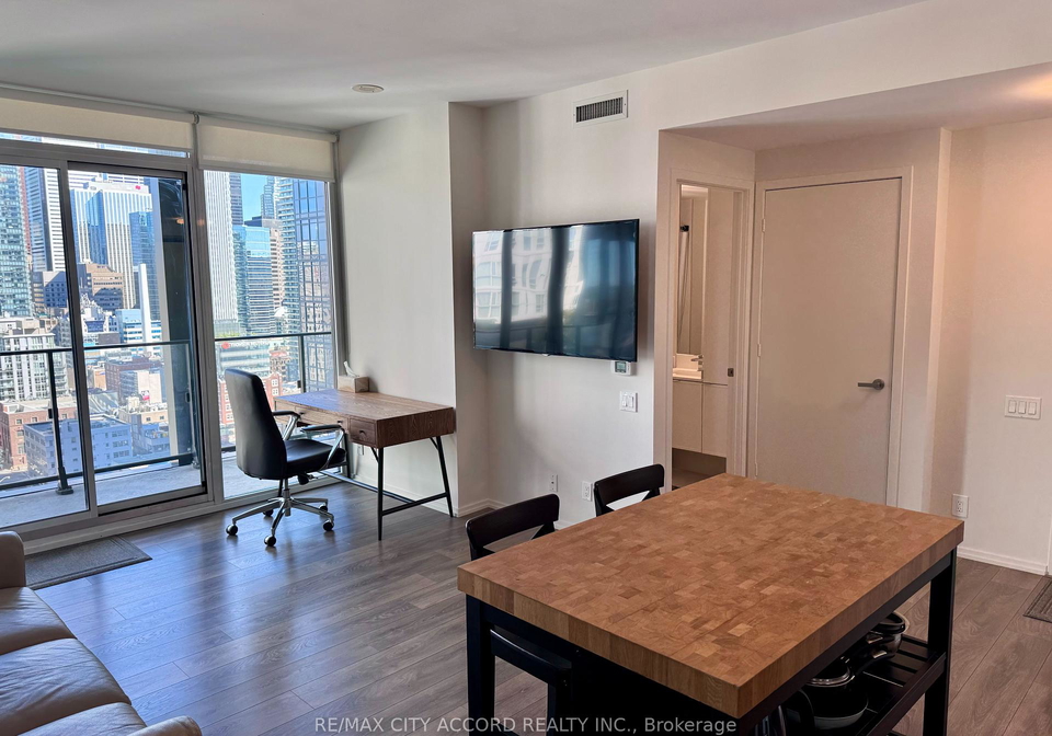 125-peter-street-toronto-ontario-c12429546