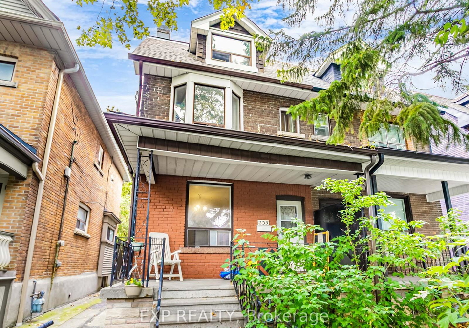 235-grace-street-toronto-ontario-c12429617
