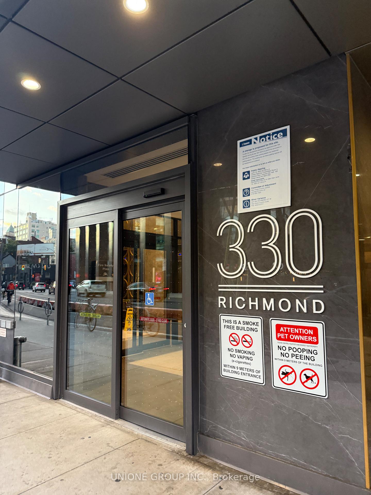 330-richmond-street-w-toronto-ontario-c12429646